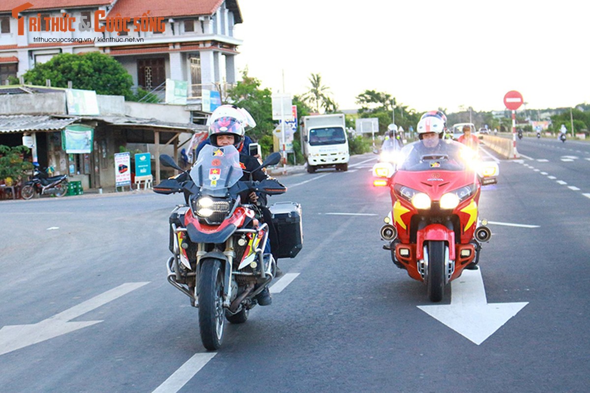 Hang tram xe moto khung do ve “chao lua” Quang Tri-Hinh-9